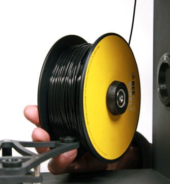 Impressora 3D em funcionamento