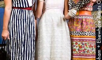 Roupas vintage em um closet