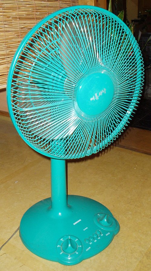 Ventilador elétrico em ambiente doméstico